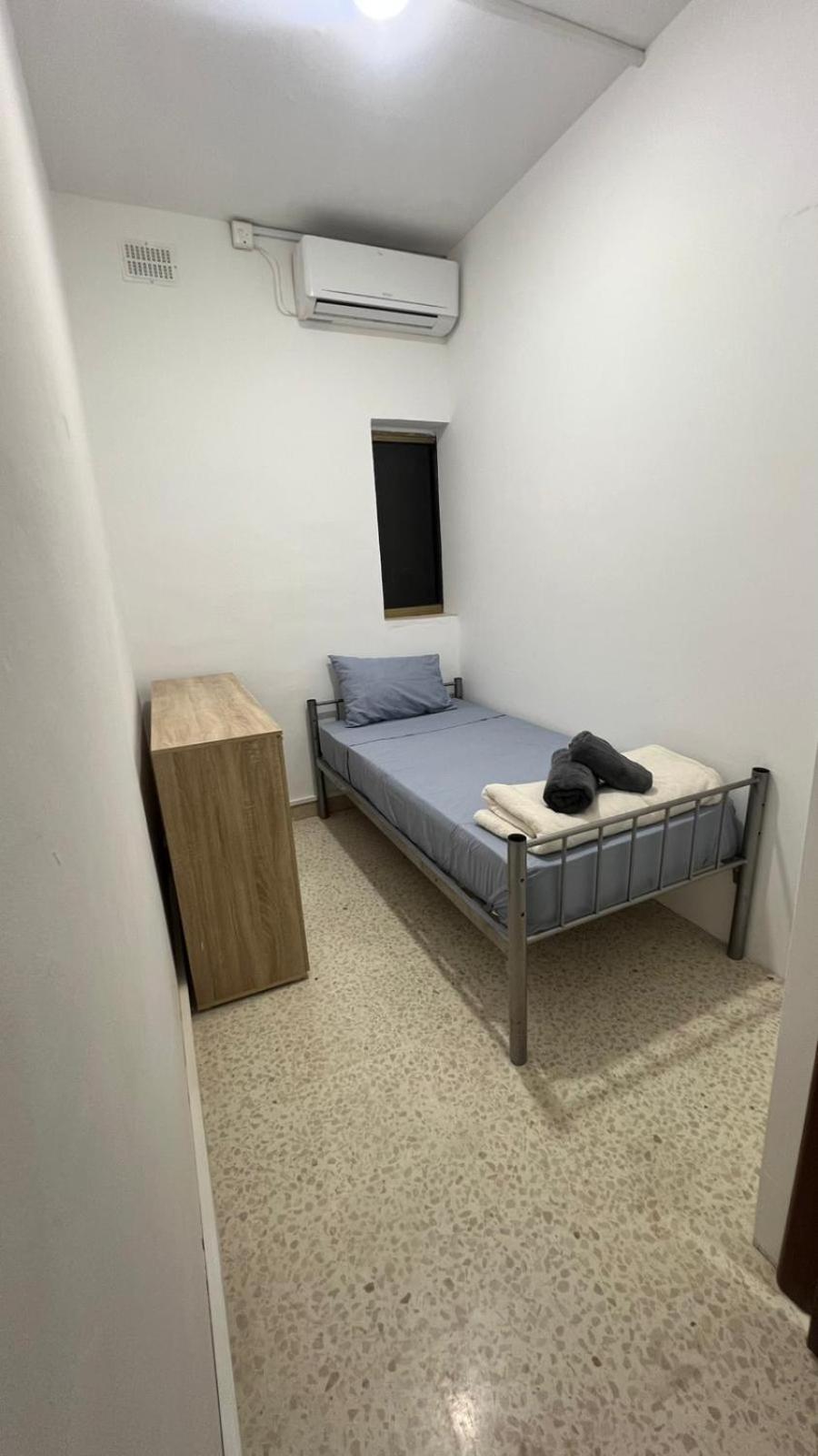 Private Room San Ġwann Екстериор снимка